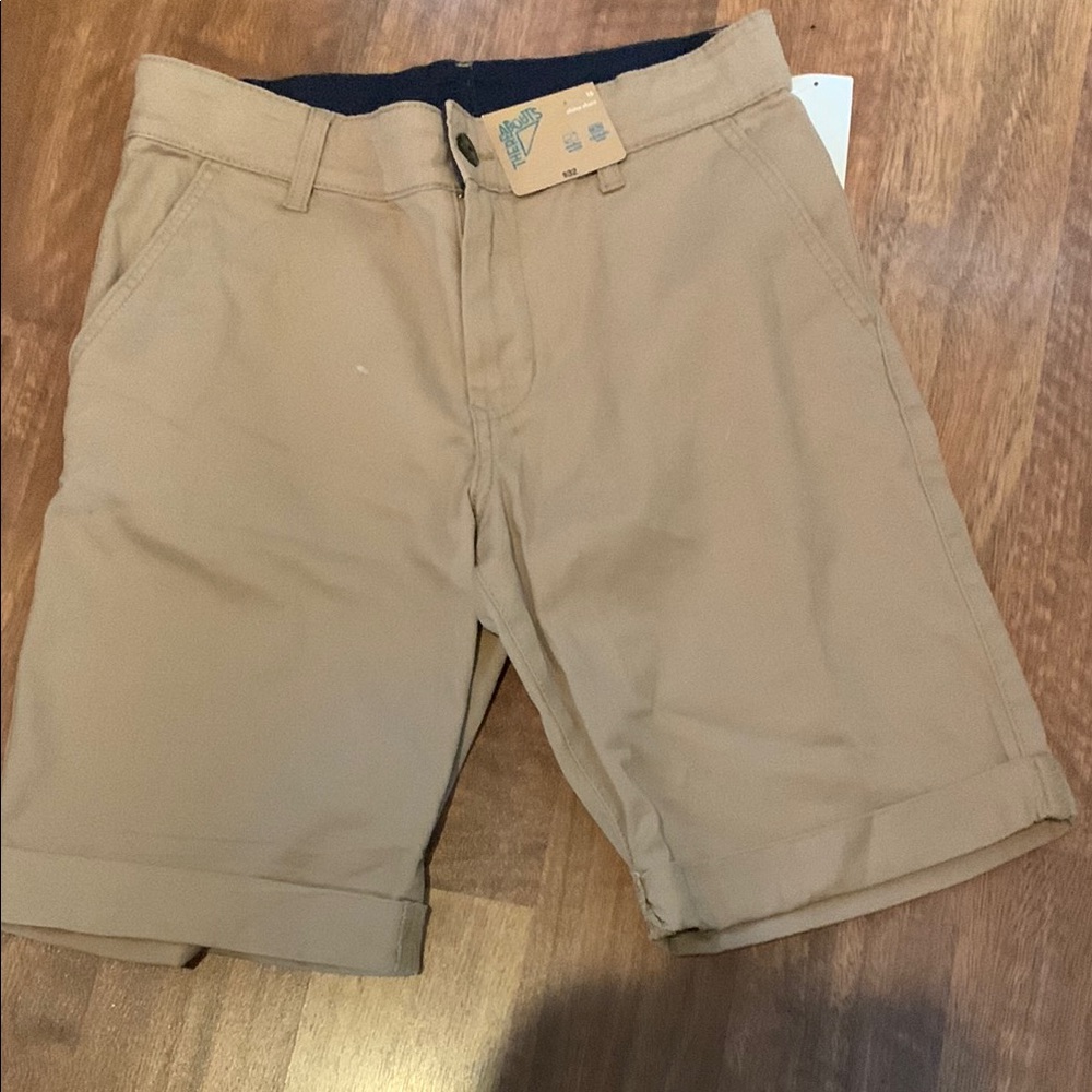 There about NWT boys size 16 beige shorts